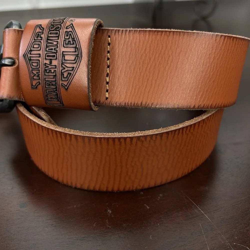 Harley Davidson Men's Small (30/32) Cognac Brown Genuine Leather Belt Embossed